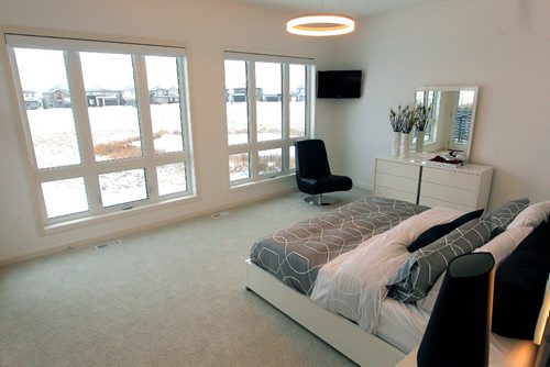 BORIS MINKEVICH / WINNIPEG FREE PRESS
HOMES - 101 Rose Lake Court in Bridgwater Trails. KDR Homes. Master bedroom. Dec. 5, 2016