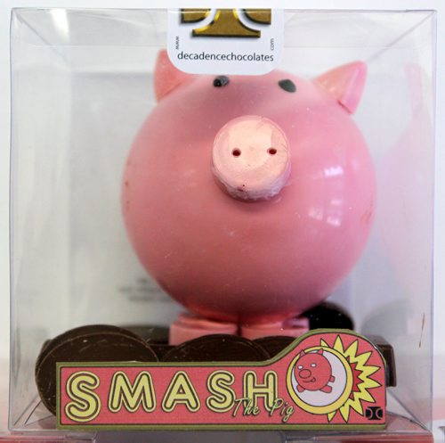 BORIS MINKEVICH / WINNIPEG FREE PRESS
SUNDAY THIS CITY - Decadence Chocolates on Sherbrook St.
Smash the Pig is a creative chocolate creation they make. Dave Sanderson story. Dec. 13, 2016