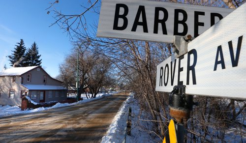 WAYNE GLOWACKI / WINNIPEG FREE PRESS
Rover Ave. street scene in Point Douglas. Melissa Martin story Dec.15 2016