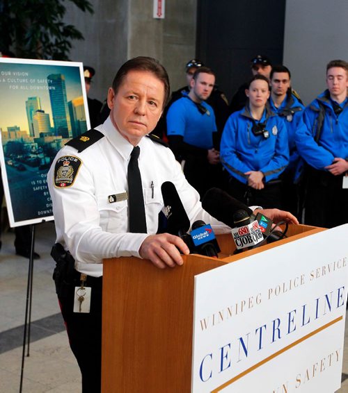 BORIS MINKEVICH / WINNIPEG FREE PRESS
Winnipeg Police Service Announces Downtown Safety Strategy. Insp. Jim Anderson, division 11 commander, speaks to media about the Centreline Thursday morning on the main floor of the Manitoba Hydro building downtown. ALDO SANTIN STORY. Dec. 15, 2016
