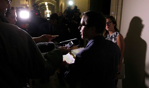 BORIS MINKEVICH / WINNIPEG FREE PRESS
Finance Minister Cameron Friesen talks about the deficit forecast outside his office at the Manitoba Legislative Building to the media during a press conference. NICK MARTIN STORY. Dec. 20, 2016