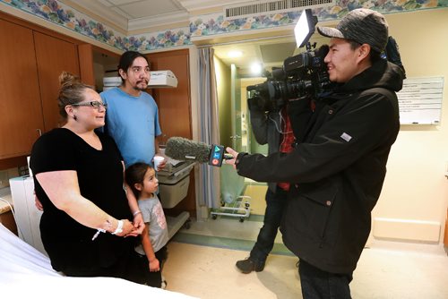 JOHN WOODS / WINNIPEG FREE PRESS
Goldie and Christopher Wakeman with their daughter Keziah (4) speak to media after having the 2017 New Years Baby at Health Sciences Centre Sunday, January 1, 2017. Baby girl Wakeman (name TBD) was born at 12:57am - 5lbs, 3oz, 19 inches. Baby was not made available to photograph.