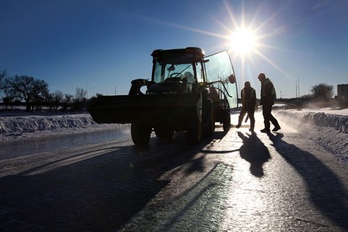 RUTH BONNEVILLE / WINNIPEG FREE PRESS

Forks site staff prep the River Trail by flooding it Saturday afternoon.  Staff plan to have it opened this week.  
Standup photo 
 Jan 07, 2017