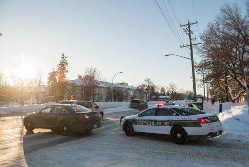 DAVID LIPNOWSKI / WINNIPEG FREE PRESS 

Scene of a motor vehicle accident at the intersection of Grant Ave and Cathcart St Wednesday January 11, 2017.