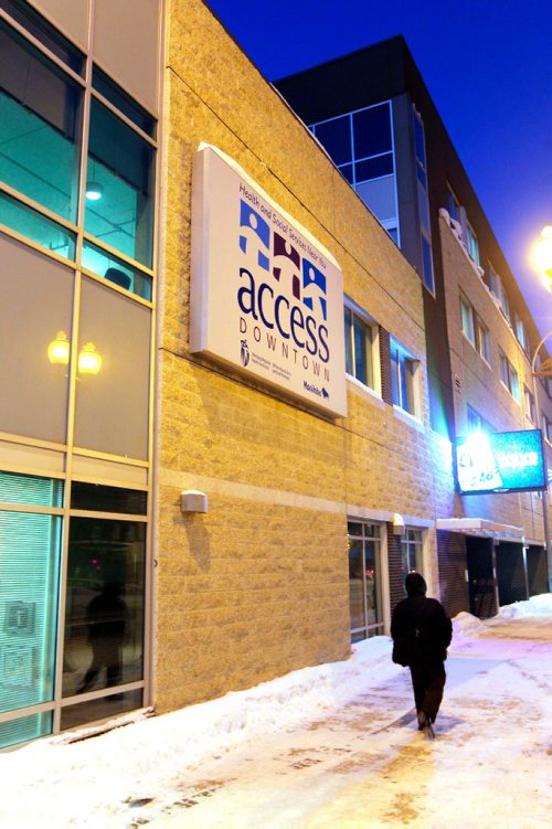 BORIS MINKEVICH / WINNIPEG FREE PRESS
Winnipeg Regional Heath Authority offices at 650 Main near Logan. Building also includes the Access Downtown office. JAN. 11, 2017