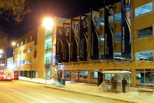 BORIS MINKEVICH / WINNIPEG FREE PRESS
Winnipeg Regional Heath Authority offices at 650 Main near Logan. JAN. 11, 2017