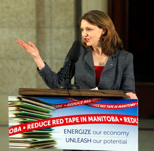 BORIS MINKEVICH / WINNIPEG FREE PRESS
Proclamation of Red Tape Awareness Week in Rotunda at the Legislative Building. Laura Jones, executive vice-president and chief strategic officer, Canadian Federation of Independent Business, at the launch.  JAN. 23, 2017