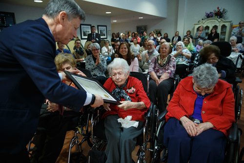 MIKE DEAL / WINNIPEG FREE PRESS
Anne Jacobson, 100, receives a certificate from member of parliament Terry Duguid during the Centenarian Celebration at the Saul & Claribel Simkin Centre where ten women will be celebrated for their birthdays, all of them at least 100 years old.
Note - Anna's birthday hasn't happened yet and I'm not completely sure why she wasn't up there with the rest of them...
170123 - Monday, January 23, 2017.