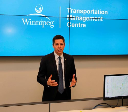 BORIS MINKEVICH / WINNIPEG FREE PRESS
City of Winnipeg new Transportation Management Centre @ 821 Elgin Avenue. Mayor Brian Bowman addresses the media. Photo taken in control room. JAN. 24, 2017