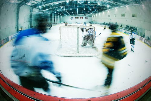 JOHN WOODS / WINNIPEG FREE PRESS
Oak Park Raiders against the Dakota Lancers at MTS Iceplex Tuesday, January 24, 2017.