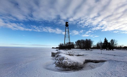 PHIL HOSSACK / WINNIPEG FREE PRESS -  Windblown ice ridges pile up along the shore at Winnipeg Beach Provincial Park.  ....January 24, 2017