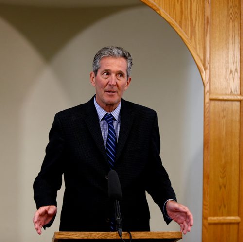 WAYNE GLOWACKI / WINNIPEG FREE PRESS

Premier Brian Pallister speaks to reporters after meeting with local Muslim leaders at the Winnipeg Grand Mosque Tuesday.  Larry Kusch  story. Jan.31  2017