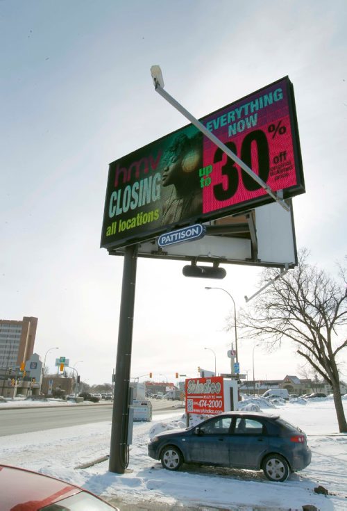 BORIS MINKEVICH / WINNIPEG FREE PRESS
Digital billboard ad sign on Pembina Highway and McGillivray Blvd. Feb. 3, 2017