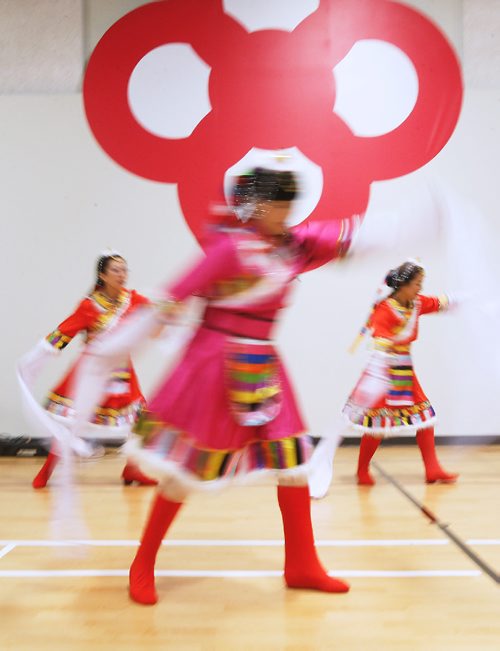JOHN WOODS / WINNIPEG FREE PRESS
Happy Sister Dance Group performs at the Chinese New Year celebration at the Chines Cultural  Centre Sunday, February 5, 2017.