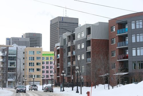 WAYNE GLOWACKI / WINNIPEG FREE PRESS 

Condos along Waterfront Drive and Winnipeg cityscape. Feb. 8  2017