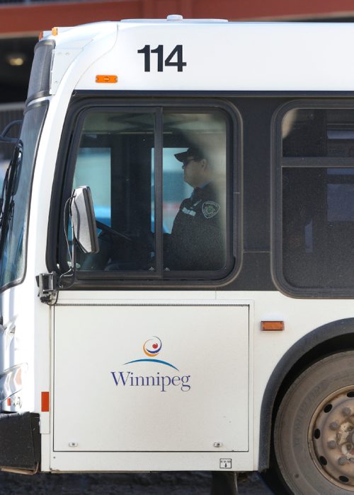 WAYNE GLOWACKI / WINNIPEG FREE PRESS

Winnipeg Transit buses/drivers on Main St Tuesday for safety story.  Feb. 14  2017
