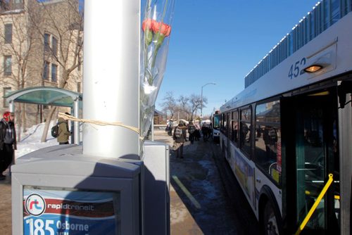 BORIS MINKEVICH / WINNIPEG FREE PRESS
Memorial at the U of M at the bus stop where Winnipeg Transit driver Irvine Jubal Fraser was murdered. Feb. 15, 2017