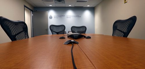 WAYNE GLOWACKI / WINNIPEG FREE PRESS

One of the two new Immigration and Refugee Board of Canada hearing rooms in the Victory Building at 269 Main St. in Winnipeg.  Feb. 22   2017