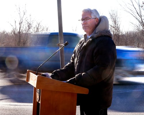 WAYNE GLOWACKI / WINNIPEG FREE PRESS

Jim Carr, Minister of Natural Resources and MP for Winnipeg South Centre on Provencher Blvd. Friday for the announcement the Government of Canada, the province of Manitoba and the city of Winnipeg will invest $105 million in over 150 roadwork construction projects in Winnipeg this year.  Feb. 24   2017