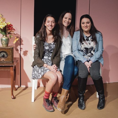 Canstar Community News From left, Grade 11 student Laurel Fife, drama teacher Carrie Gillis, and Grade 12 student Layal Hunt. Fife is playing Mrs. Ethel Savage in Miles Macdonell Collegiate's production of John Patrick's "The Curious Savage." Hunt is the stage manager. (SHELDON BIRNIE/CANSTAR/THE HERALD)