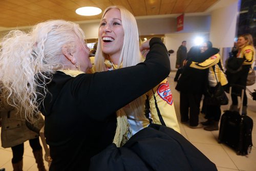 JOHN WOODS / WINNIPEG FREE PRESS
Team Englot's Raunora Westcott is greeted by her mother Flora as she arrives at Winnipeg's airport after losing in the Scotties Tournament of Hearts final Monday, February 27, 2017. Team skip Michelle Englot, who is from Saskatchewan, was not present.