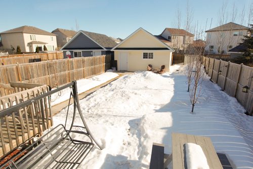 BORIS MINKEVICH / WINNIPEG FREE PRESS
HOMES - 664 Paddington Road in River Park South. Large backyard with garage. Todd Lewys story. Feb. 28, 2017 170228