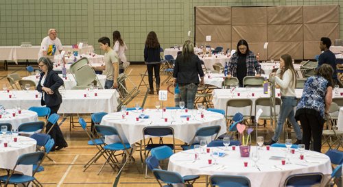 DAVID LIPNOWSKI / WINNIPEG FREE PRESS

Volunteers set up Shabbat  dinner tables at the Rady Jewish Community Centre Friday March 3, 2017 in preparation for a community wide Shabbat dinner where 400 attendees are expected. Winnipeg synagogues are cooperating on this event, and similar events  across Canada and the US are happening on Friday night as well. 
