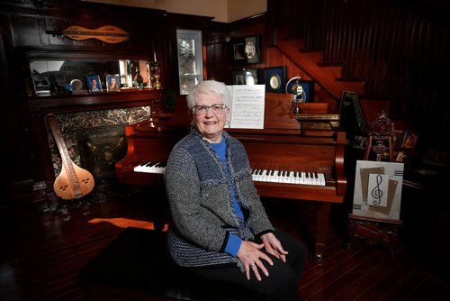 JOHN WOODS / WINNIPEG FREE PRESS
Helen Black, a piano accompanist, is being honoured by The Winnipeg Music Festival with an award named after her. Black was photographed in her daughter's home Monday, March 13, 2017.