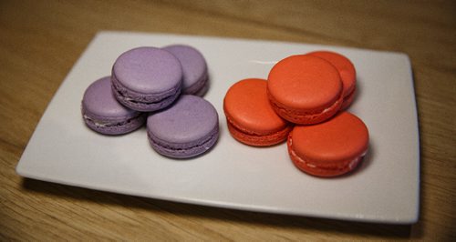 MIKE DEAL / WINNIPEG FREE PRESS
Macarons at Roll Cake and Bakery at 753 Corydon Avenue.
170319 - Sunday, March 19, 2017.