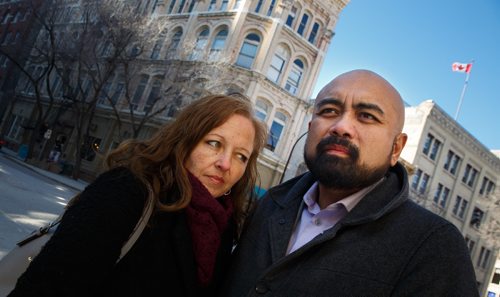 MIKE DEAL / WINNIPEG FREE PRESS
Rodell Bautista and his wife Jennifer in Winnipeg's Exchange District.
170321 - Tuesday, March 21, 2017.