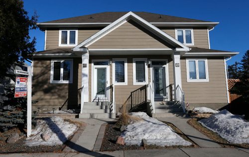 WAYNE GLOWACKI / WINNIPEG FREE PRESS

Homes. The left side by side at 873 Hector Avenue in Crescentwood. The realtor is Ed Dale Jr. 
Todd Lewys Story March 21    2017