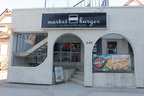 BORIS MINKEVICH / WINNIPEG FREE PRESS
ENT - Top burger places in town. Market Burger. 645 Corydon Ave. David Sanderson story.  March 21, 2017 170321