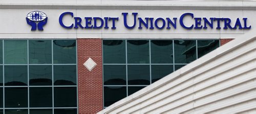 RUTH BONNEVILLE  / WINNIPEG FREE PRESS

Photos of Credit Union Central of Manitoba on Donald Street in Winnipeg.  For story on their presence in Manitoba.
See Martin Cash story.  


March 23, 2017