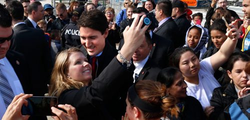 WAYNE GLOWACKI / WINNIPEG FREE PRESS
A crowd greets Prime Minister Justin Trudeau after his child care announcement at the South Y in Winnipeg Wednesday.¤¤Larry Kusch story March 29 2017