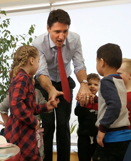 WAYNE GLOWACKI / WINNIPEG FREE PRESS

Prime Minister Justin Trudeau visits with pre-schoolers at the South Y in Winnipeg Wednesday prior to making a child care announcement.¤¤Larry Kusch story March 29    2017