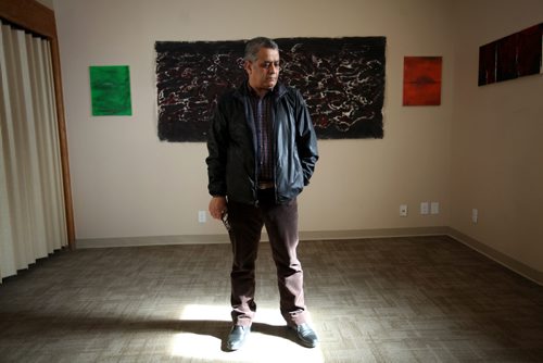 RUTH BONNEVILLE  / WINNIPEG FREE PRESS


Portrait of  Syrian refugee and artist Nadim Ado who got help getting his creative jam back by Dr. Auday Ab Redah who is part of the  Elmwood Community Resource Centre, which has helped Abo through the struggles and pain of leaving his country and resettling. 
The large painting behind Nadin is of feet and wheel tracks done in dark tones to represent the earth beneath his feet and splashed with deep red splotches to represent the blood shed from escaping the war, The movement escaping the war. 
See Carol Sanders story. 


March 29, 2017