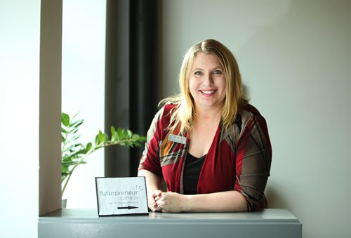 RUTH / BONNEVILLE WINNIPEG FREE PRESS

Joelle Foster, Director of futurpreneur Canada, a mentorship program for 
young enterprise. 
See Jen Zoratti story 

April 7, 2017