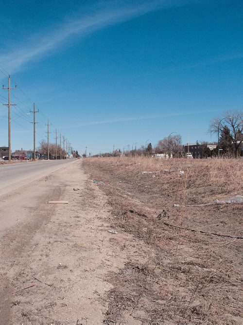 Canstar Community News April 6, 2017 - Raleigh Street, pictured here along the Northeast Pioneers Greenway looking north towards Munroe Avenue, was named one of northeast Winnipeg's most littered streets in Take Pride Winnipeg!'s annual "litter index." (SHELDON BIRNIE/CANSTAR/THE HERALD)