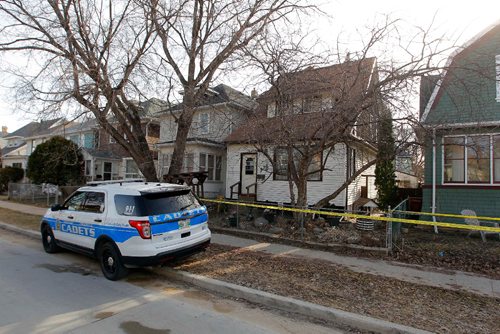 BORIS MINKEVICH / WINNIPEG FREE PRESS
Crime scene at 495 Camden Place. Police tape around house. Police and Cadets on scene.
 April 11, 2017
