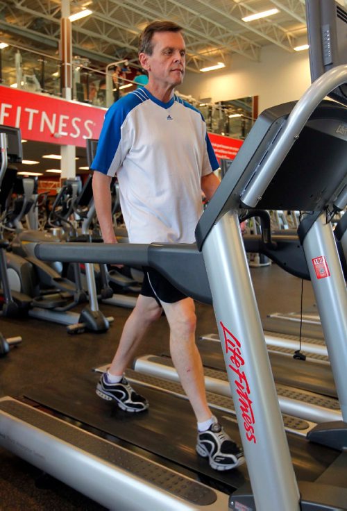 BORIS MINKEVICH / WINNIPEG FREE PRESS
Blair Sigurdson was diagnosed with Parkinson's disease at 50, but had symptoms for more than a decade before doctors figured out what was wrong. Here he works out at GoodLife Fitness on Regent. Joel Schlesinger story. April 13, 2017
