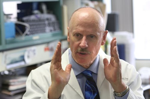 WAYNE GLOWACKI / WINNIPEG FREE PRESS

 Dr. Grant Pierce, Executive Director of Research, St. Boniface Hospital in his  lab in the  Albrechtsen Research Centre. He and Dr. Pavel Dibrov  have developed a "new weapon in the fight against antibiotic resistance." Jane Gerster story  April 20 2017