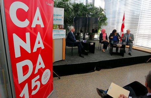 BORIS MINKEVICH / WINNIPEG FREE PRESS
From left on stage, Minister Jim Carr, Aisha Bukhari, Women in Renewable Energy Advisory Committee member, Cheryl Cardinal, CEO, Indigenous Centre for Energy, and Patrick Dillon, Business Manager, Construction Trades Council of Ontario. Canadas Minister of Natural Resources, the Honourable Jim Carr hosted the launch of Generation Energy, a cross-country dialogue on Canadas energy future. Event took place at MB Hydro headquarters in downtown Winnipeg. Nick Martin story. April 21, 2017