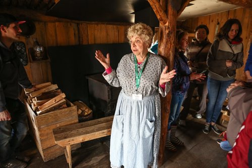 MIKE DEAL / WINNIPEG FREE PRESS
Volunteer Deanne Coombs in period clothing talks about the sod hut at FortWhyte Alive which hosted their annual Earth Day celebration on Sunday.
170423 - Sunday, April 23, 2017.