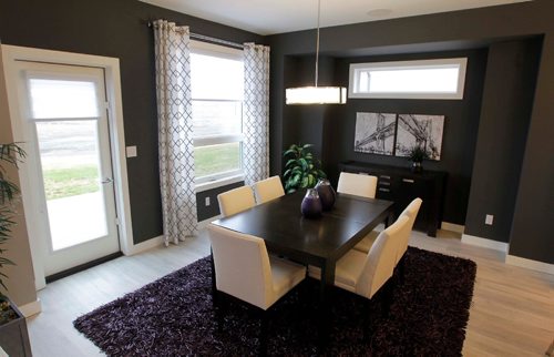 BORIS MINKEVICH / WINNIPEG FREE PRESS
7 Snowberry Circle in Sage Creek. Broadview Homes. Dining room. April 24, 2017