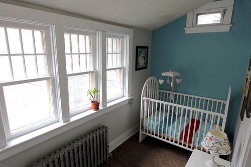 BORIS MINKEVICH / WINNIPEG FREE PRESS
32 Purcell Avenue in Wolseley. Realtor Eric Neumann. Back of home has a small but functional bright baby room. April 25, 2017