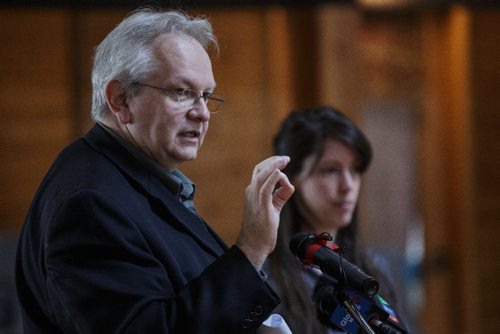 MIKE DEAL / WINNIPEG FREE PRESS
Christian Maes Nino (right) from Social Planning Council of Winnipeg and Darren Lezubski (left) from End Homelessness Winnipeg speak during the launch of the Street Health Survey Project at the Circle of Life Thunderbird House on Higgins Ave.
170427 - Thursday, April 27, 2017.