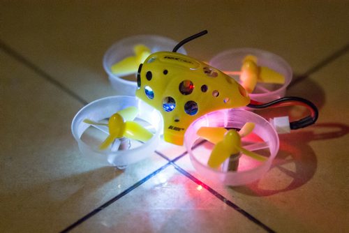 MIKE DEAL / WINNIPEG FREE PRESS
Marlon Evan gets ready to do a practice lap with his micro fpv drone during the first organized indoor drone race at the Graffiti Gallery Sunday afternoon.
170430 - Sunday, April 30, 2017.