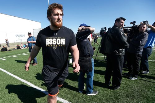 JOHN WOODS / WINNIPEG FREE PRESS
Geoff Grey has signed with a NFL team and spoke to media and his former team at the University of Manitoba Bison's football season kickoff scrimmage at the University of Manitoba Sunday, April 30, 2017.