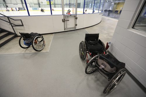 TREVOR HAGAN / WINNIPEG FREE PRESS
Team Manitoba sledge hockey practice featuring Omar Al Ziab, 15, a Syrian refugee and amputee who only took to the ice for the first time last August, Monday, May 1, 2017.