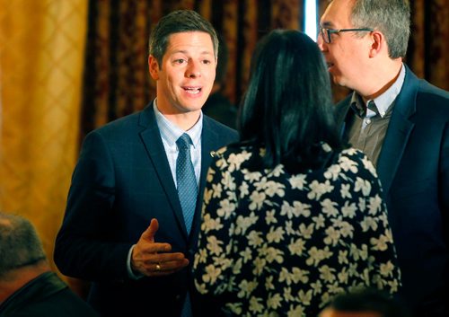 BORIS MINKEVICH / WINNIPEG FREE PRESS
Winnipeg Mayor Brian Bowman, left, talks some people before the speeches at a conference at the Fort Garry Hotel hosted by The Canadian Council for Public-Private Partnerships, (CCPPP) and The Winnipeg Chamber of Commerce. May 2, 2017